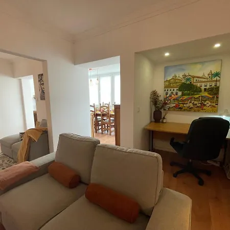 Mhouse Lease Av Sintra Daire